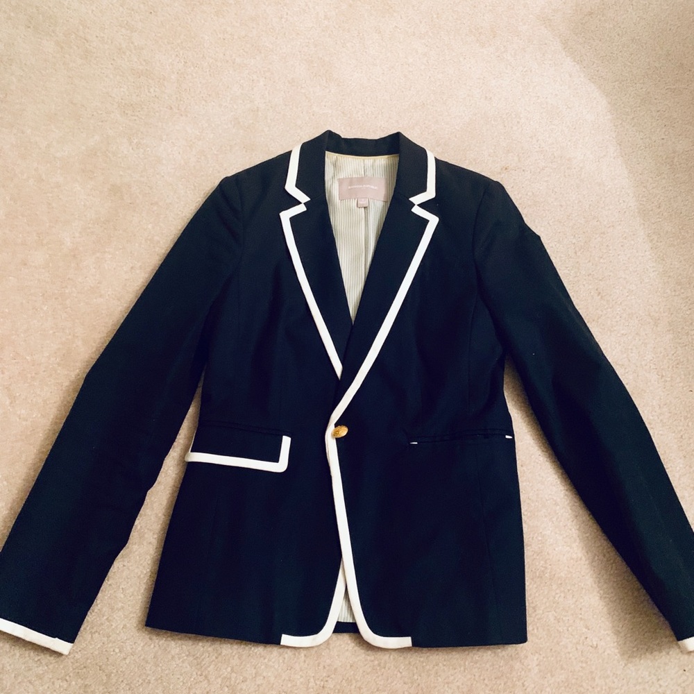 Banana Republic jacket with gold buttons - Picture 3 of 9